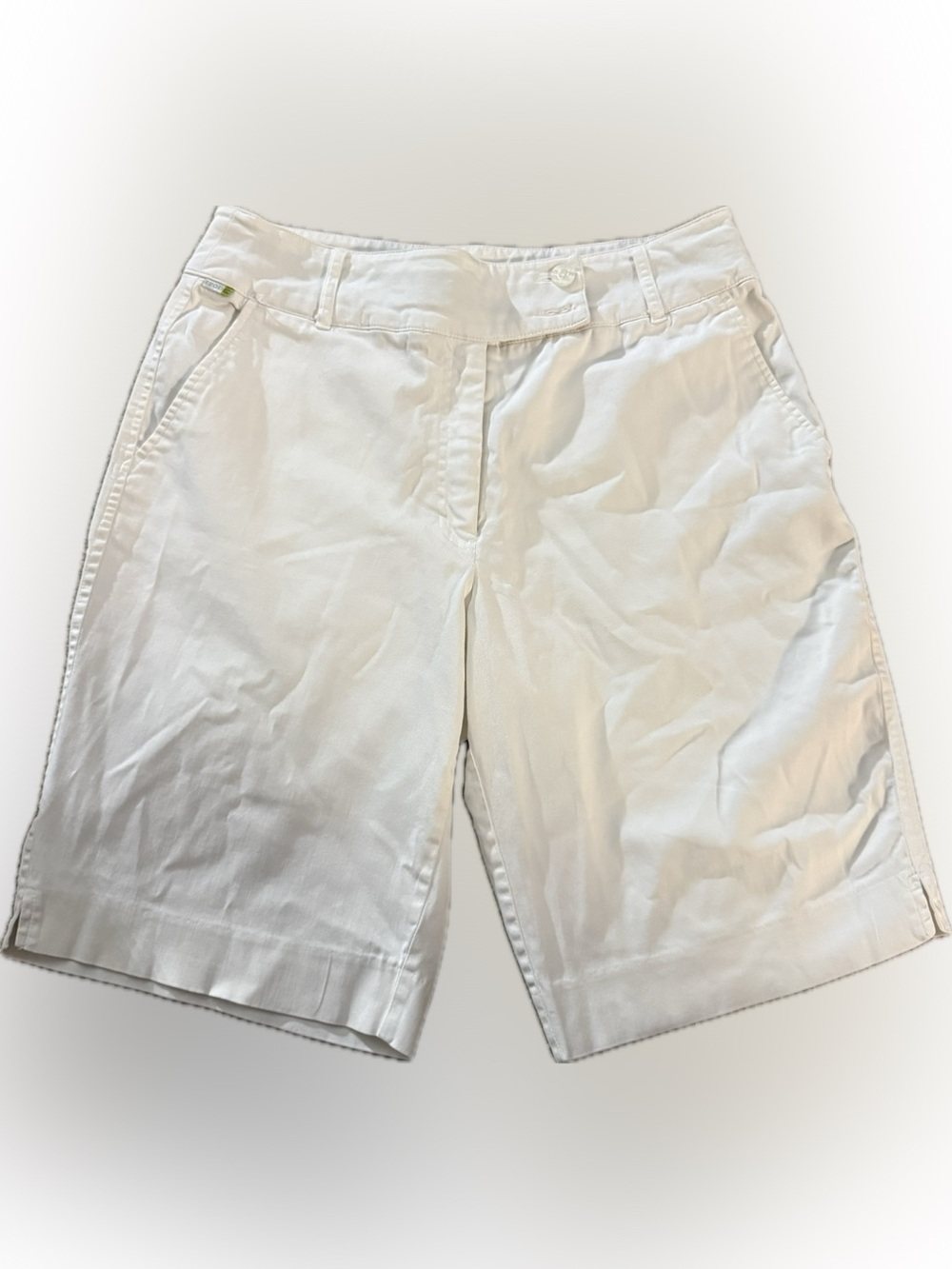 IZOD G-Flex Women’s White Bermuda Shorts Size 8 Stretch Chino